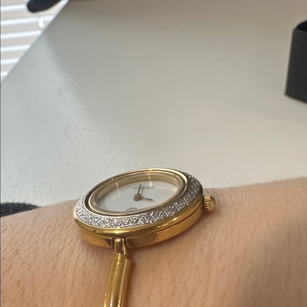 Gucci Vintage Gold and Diamond Watch Bezel - Picture 7 of 8